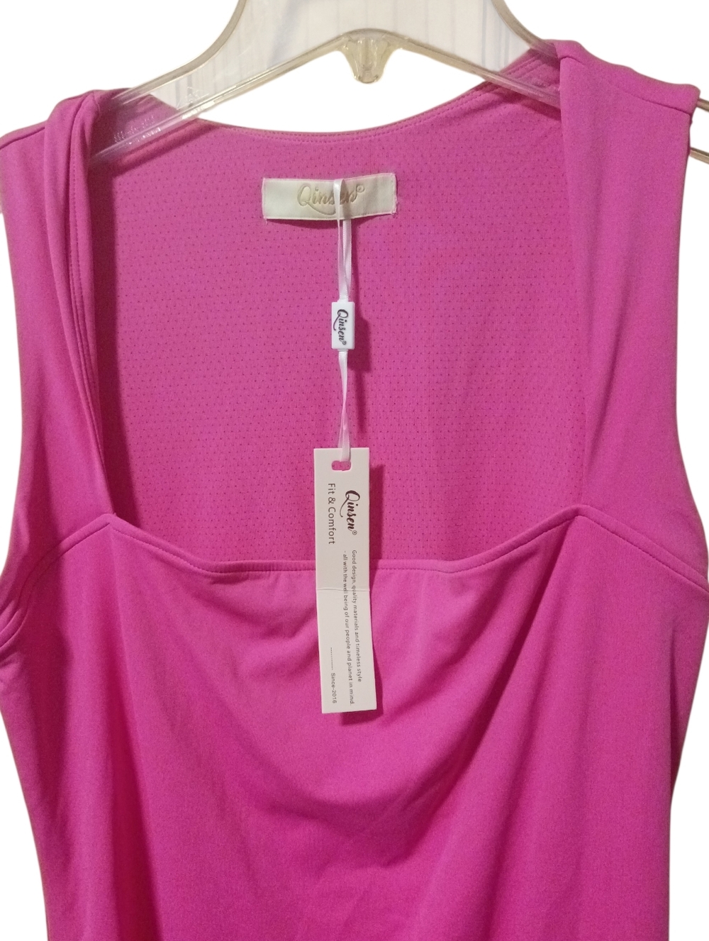 Qinsen Sleeveless Square-Neck FitnessTank Mini dress in Bright Pink Sixe Xl - Picture 3 of 7